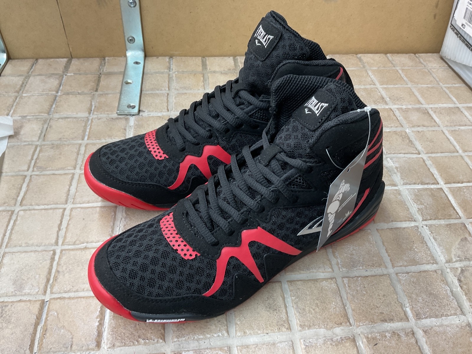 Everlast Boxing Shoes Size 8M