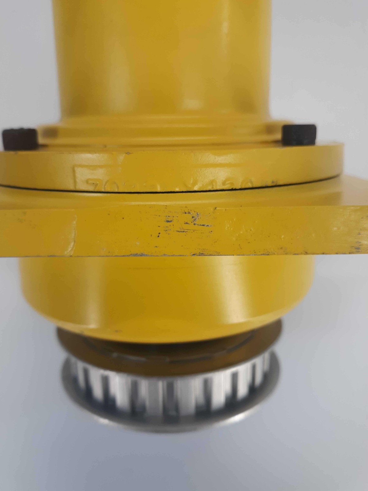 Fanuc 7022-X420 Robot Arm Axis Drive