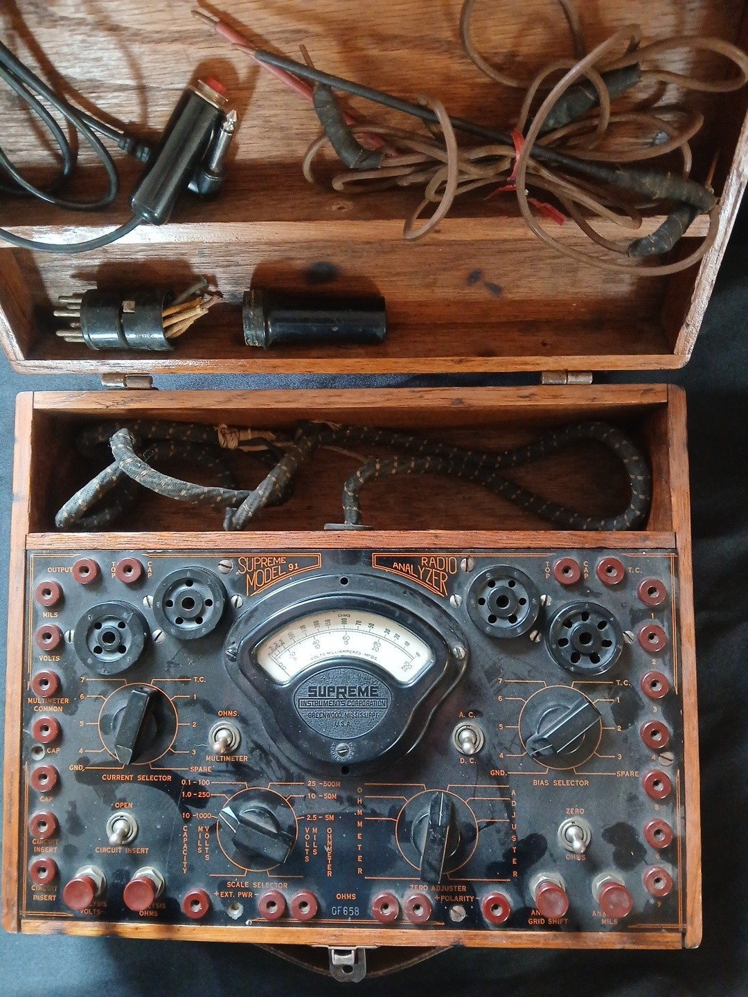 Supreme Model 91 Radio Analyzer (1933) Supreme Instruments Corporation