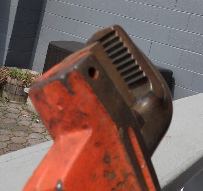 Vintage Pittsburgh 14" Offset Adjustable Pipe Wrench Red Steel Rust Free