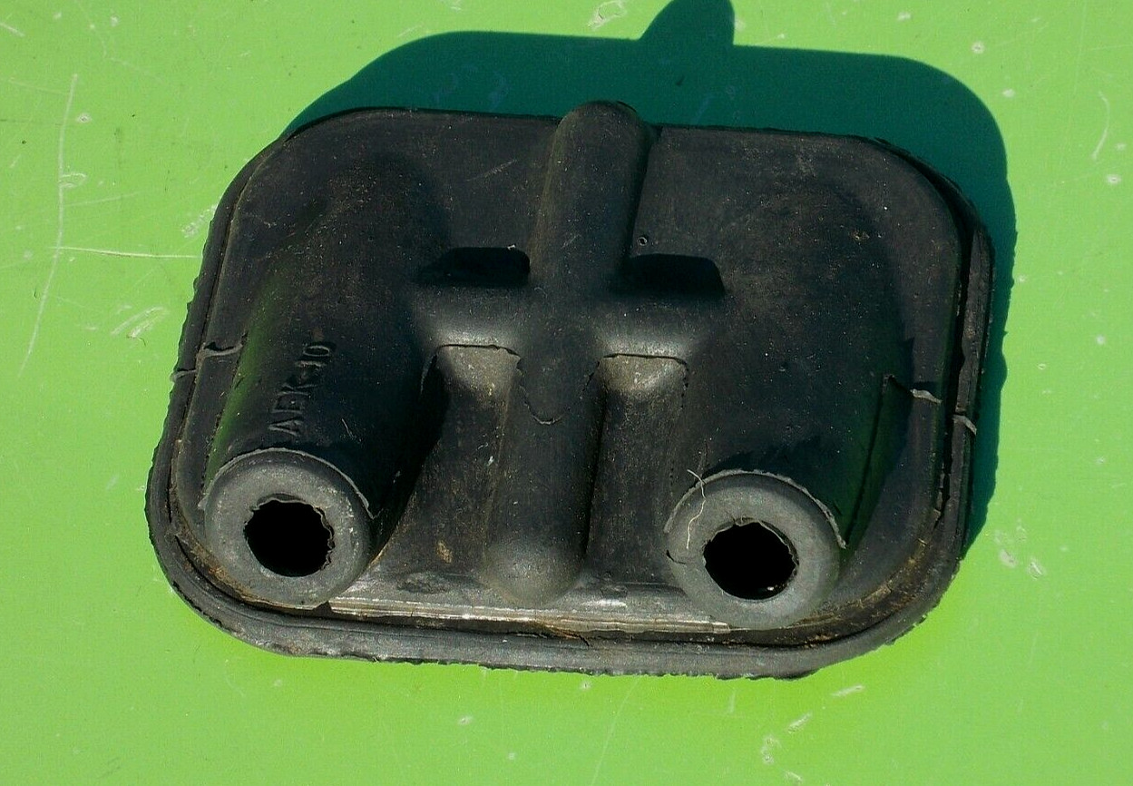 HONDA CIVIC 88-91 PARKING E-BRAKE CONTROL WIRE BRACKET BOOT 47513-SH3-300 OEM LX
