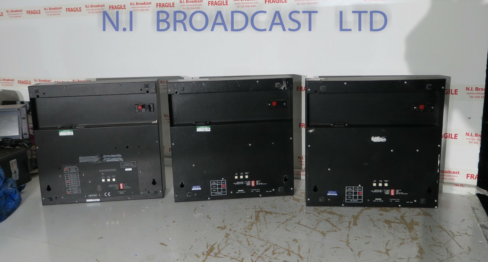 Leitch adc5112l 12inch clock with timecode input and manual
