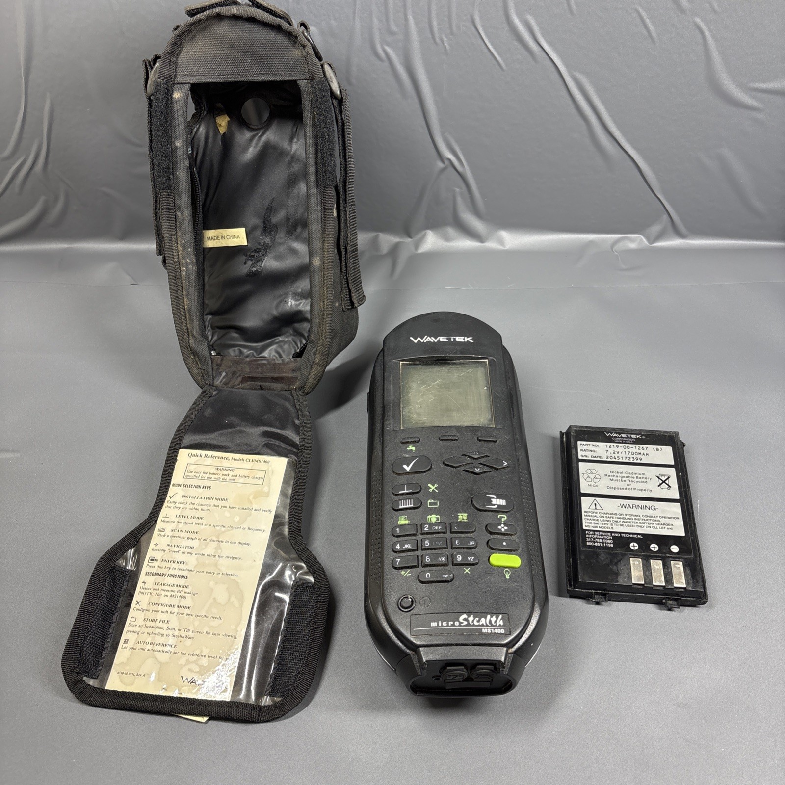 WaveTek microStealth M1400 Handheld Cable Tester FOR PARTS Repair w/ Case