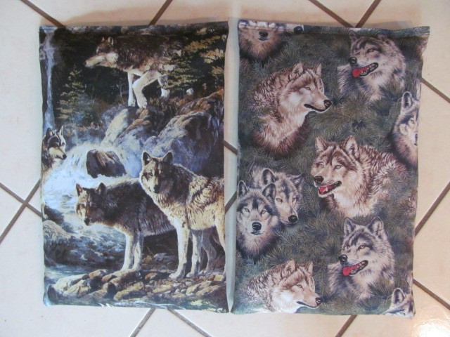 Set of 2 New Microwavable Therapeutic Corn Bags / Heating Pad Hot Packs Wolf