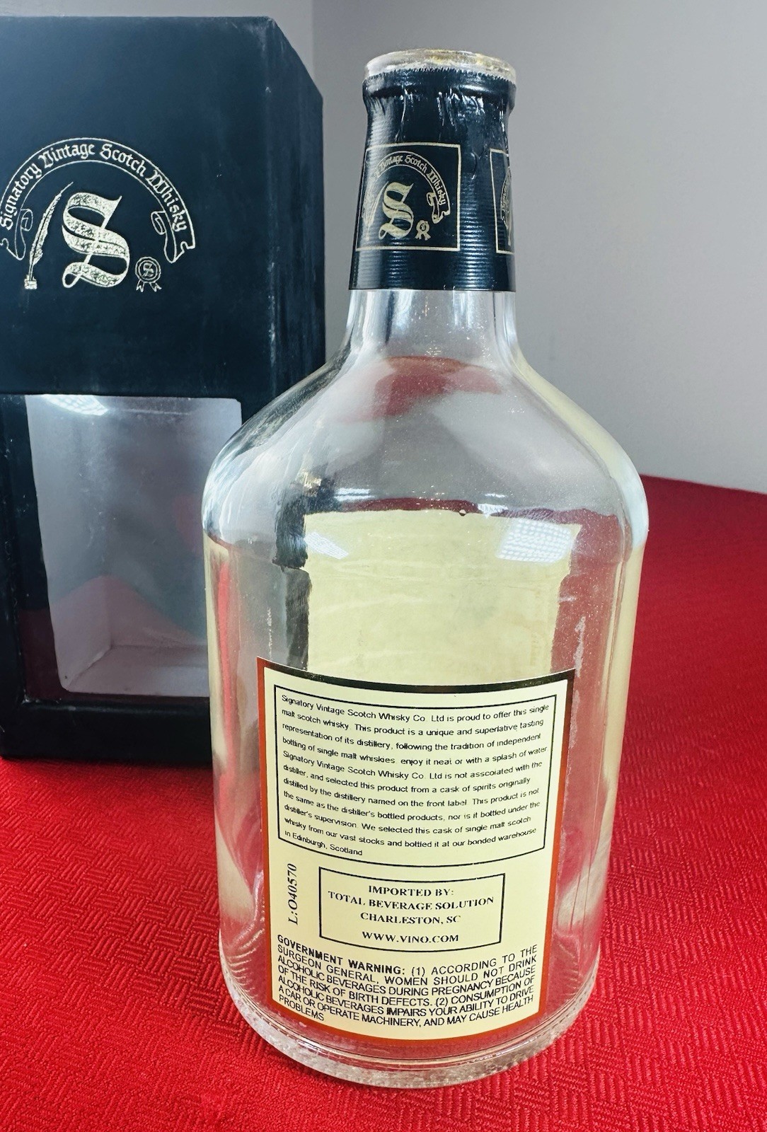 1974 GLENLIVET SINGLE MALT SCOTCH WHISKY Empty BOTTLE & BOX