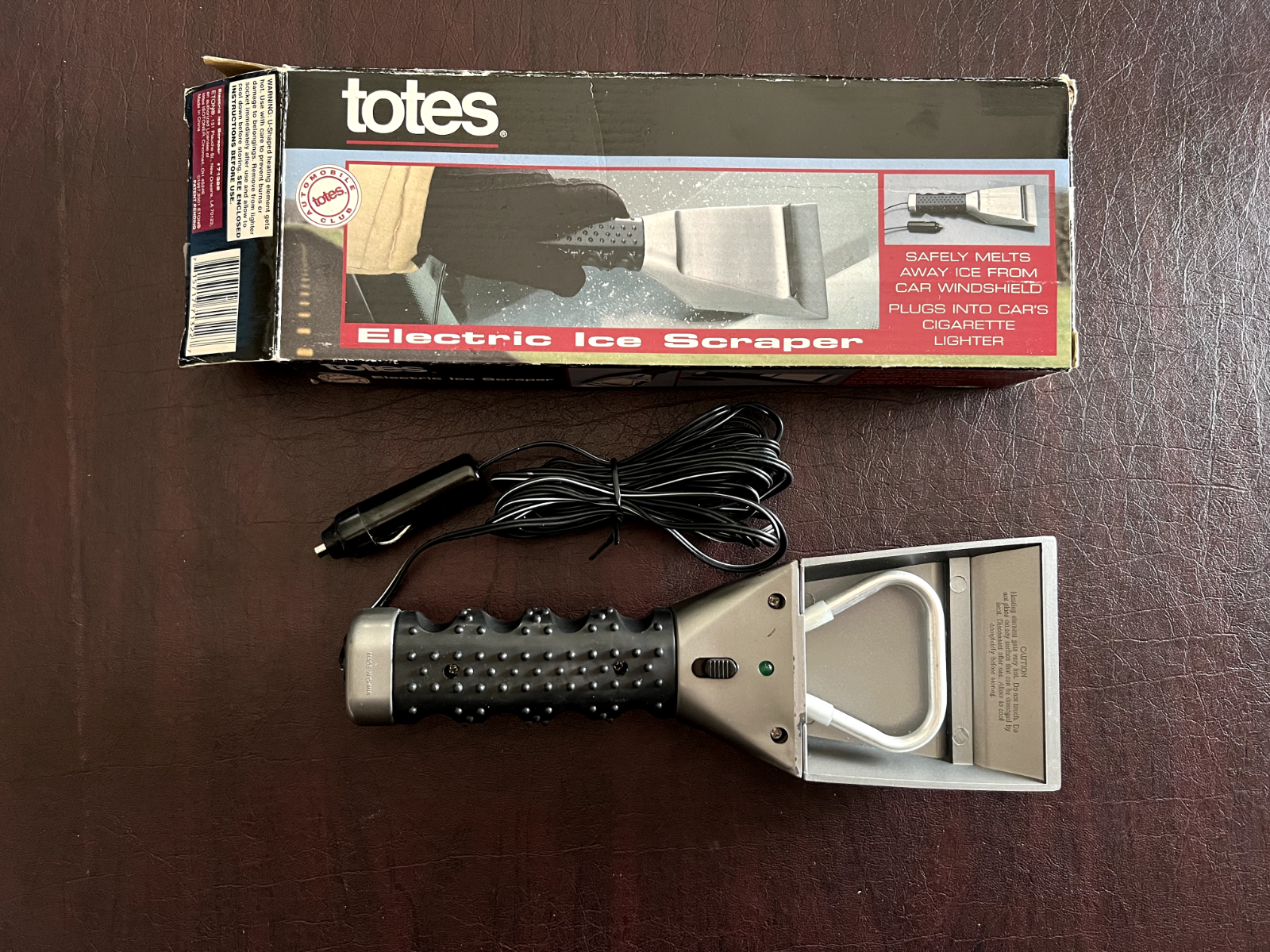 Totes Electric Ice Scraper 12v Heated Windshield Scraper Auto Squeegee LED Light