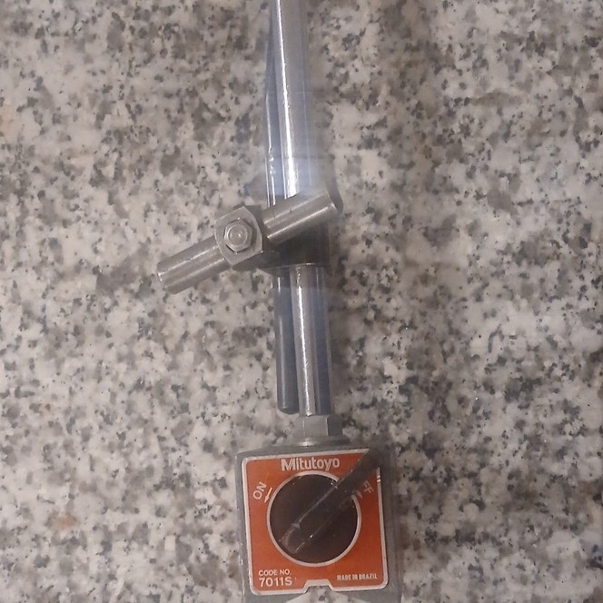 Mitutoyo Magnetic Base Indicator Holder 7011S Made in Brazil Precision Tool
