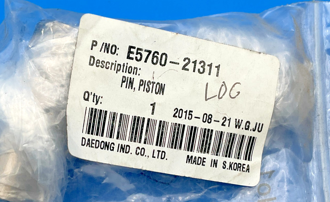 Daedong Kioti E5760-21311 Piston Pin E576021311 E5760 New (TSC)