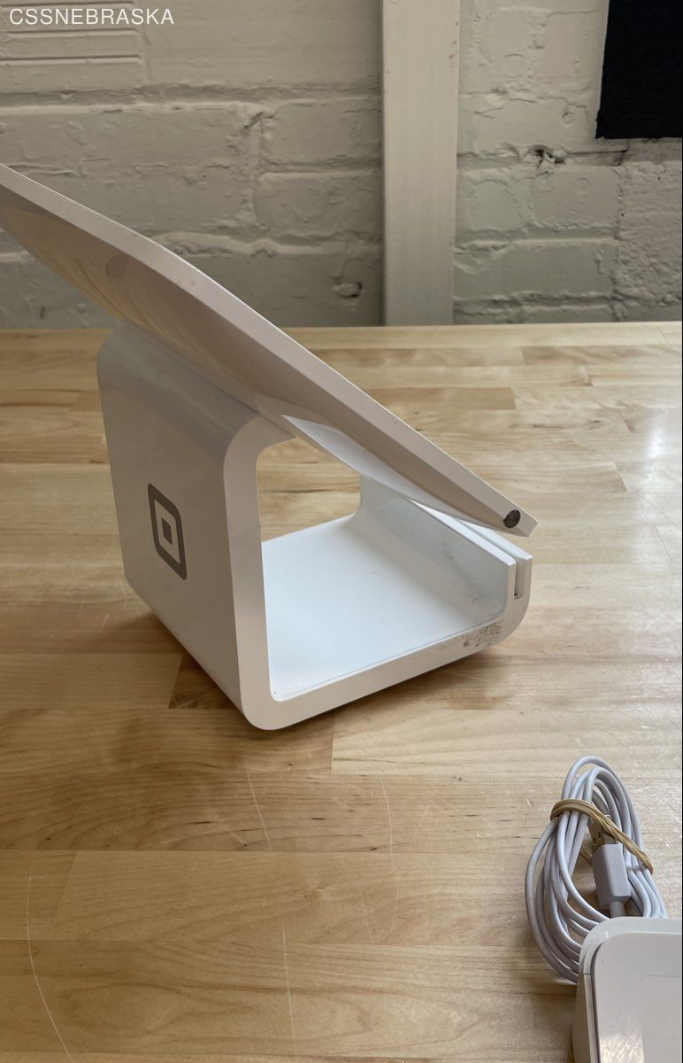 Square Stand S089 for iPad with Lightning Connector and Contactless Chip Reader