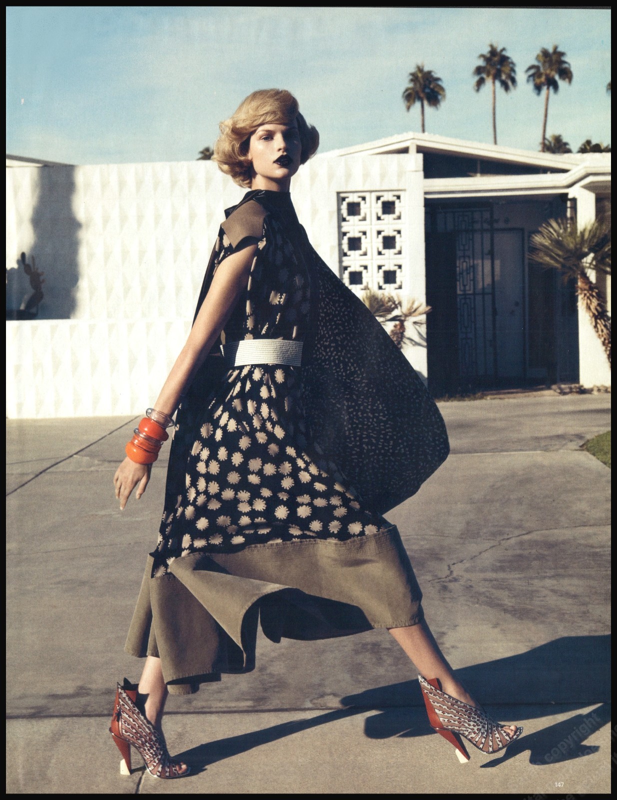 High Heels Magazine Print Ad Women Fashion Long Legs shoes 2006-12B