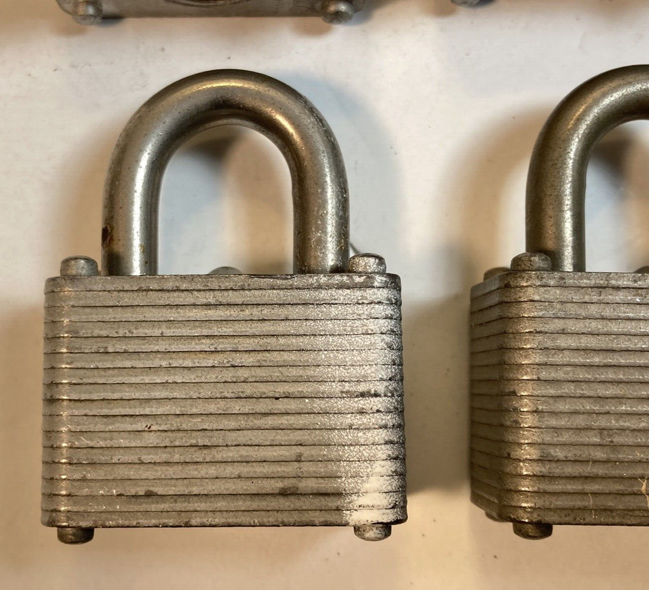 Master Lock No. 22 Padlocks Lot - Keyed Same - 4 Locks - 2 Keys - Milwaukee