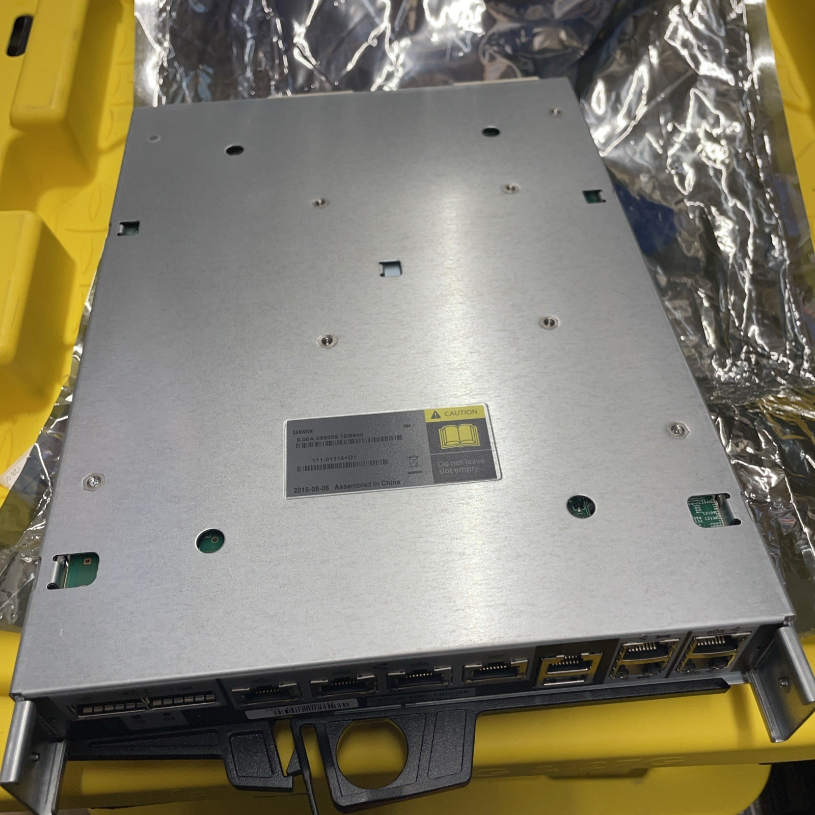 NetApp 111-01316+d1 Controller Module x90-3401-r6 FAS2520 Storage S39