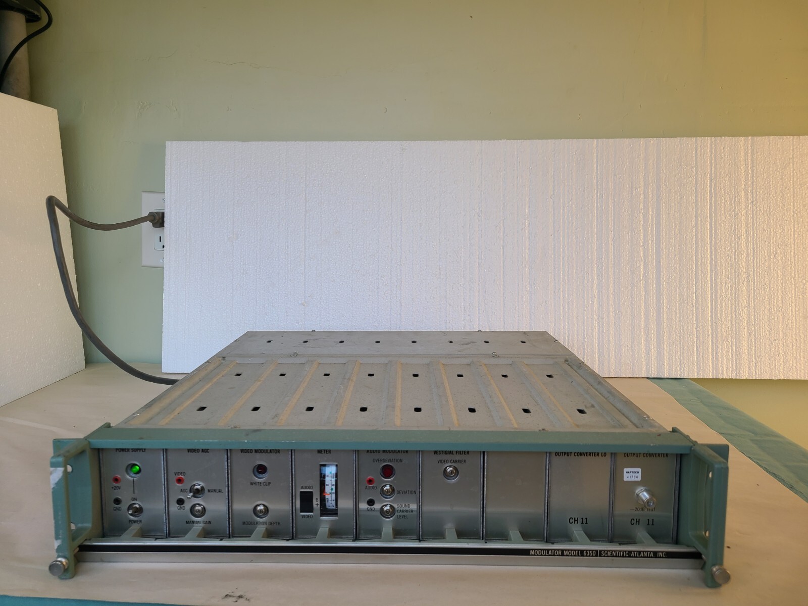 Scientific Atlanta 6350 Modulator, Powers ON, AS IS For Parts Or Repair