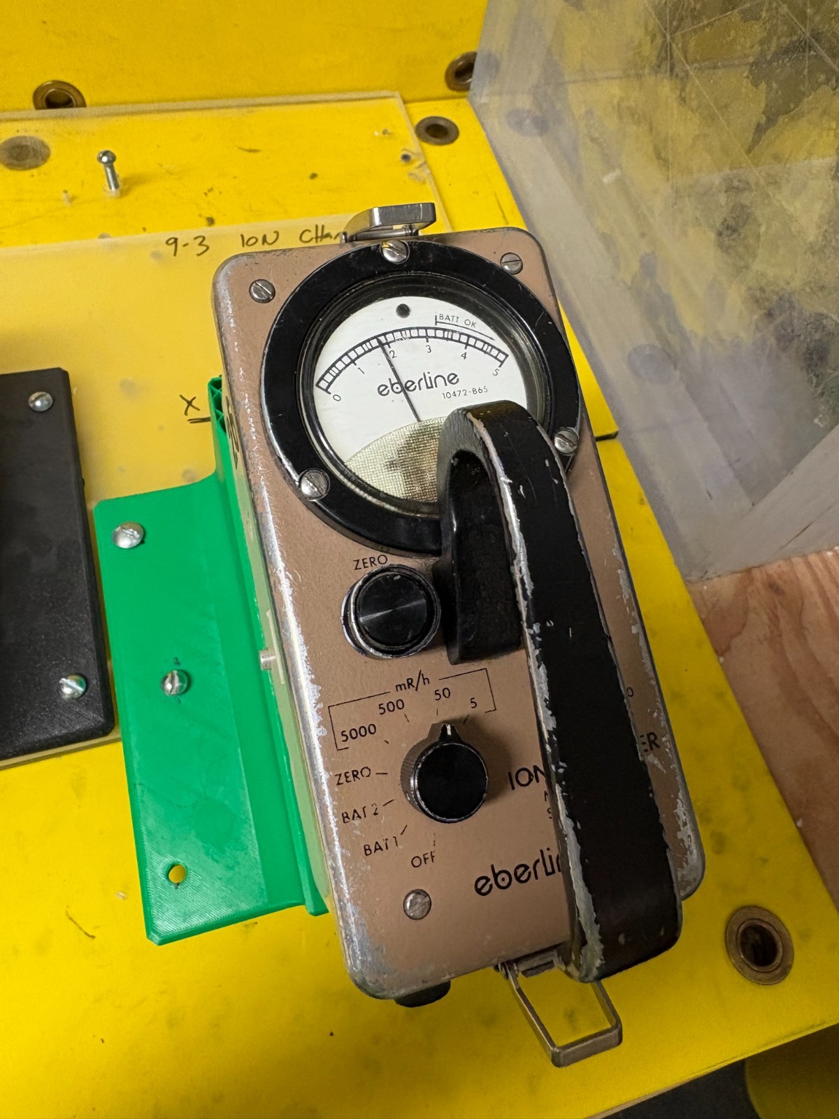 Eberline RO-2 Radiation Survey Meter