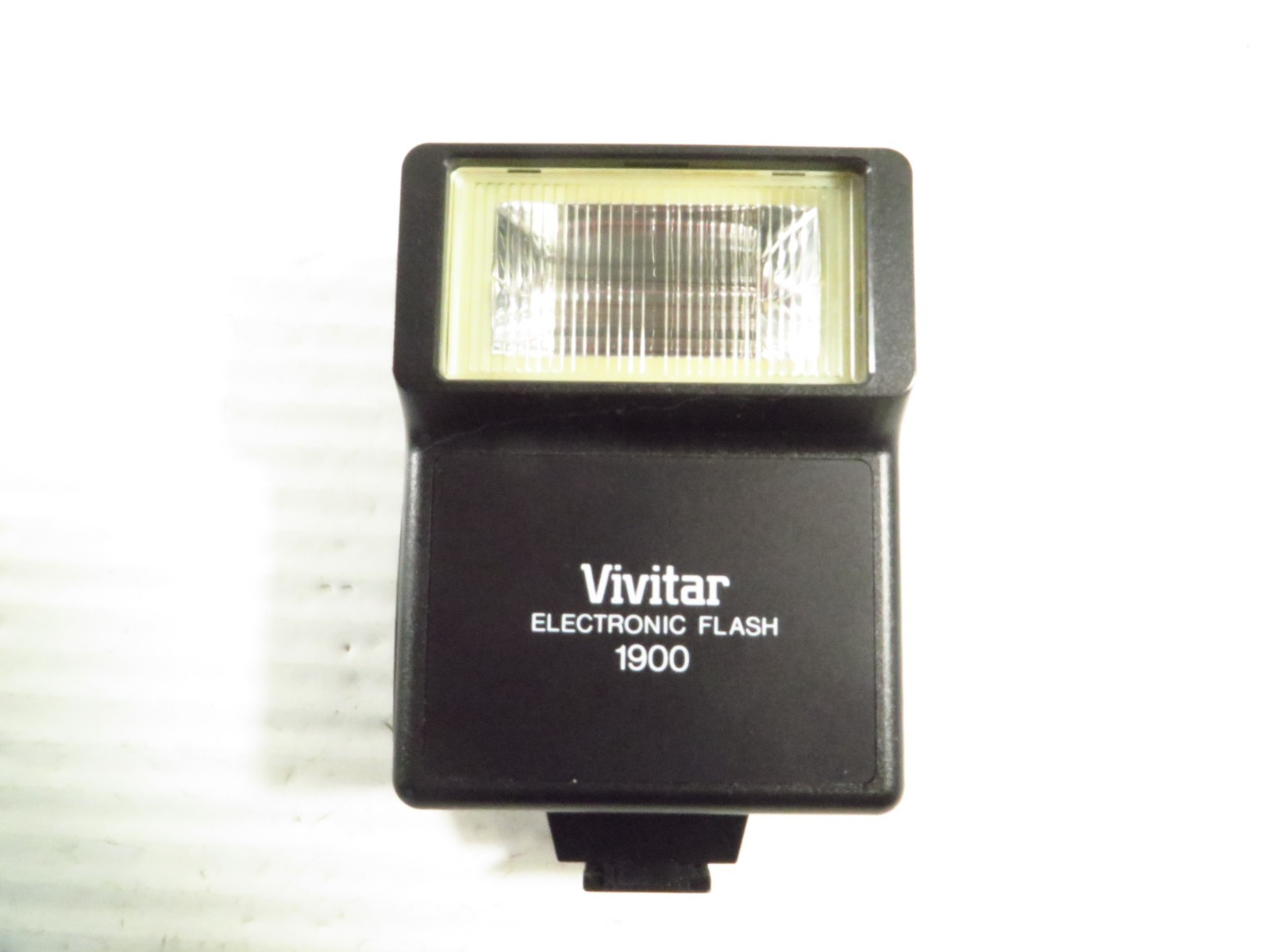 Vivitar 1900 Hot Shoe Mount Strobe Flash for Film Cameras, Universal, Works
