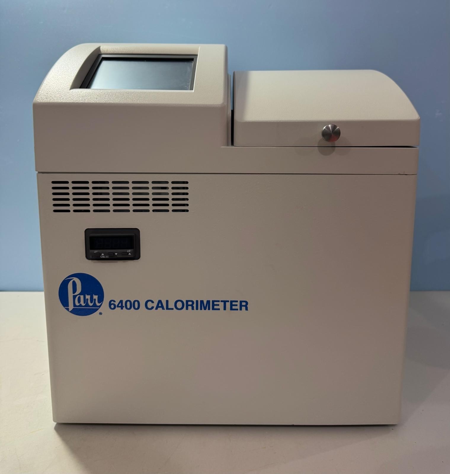 Parr 6400 Automatic Calorimeter 240V Powers On Touchscreen Works Firmware Error