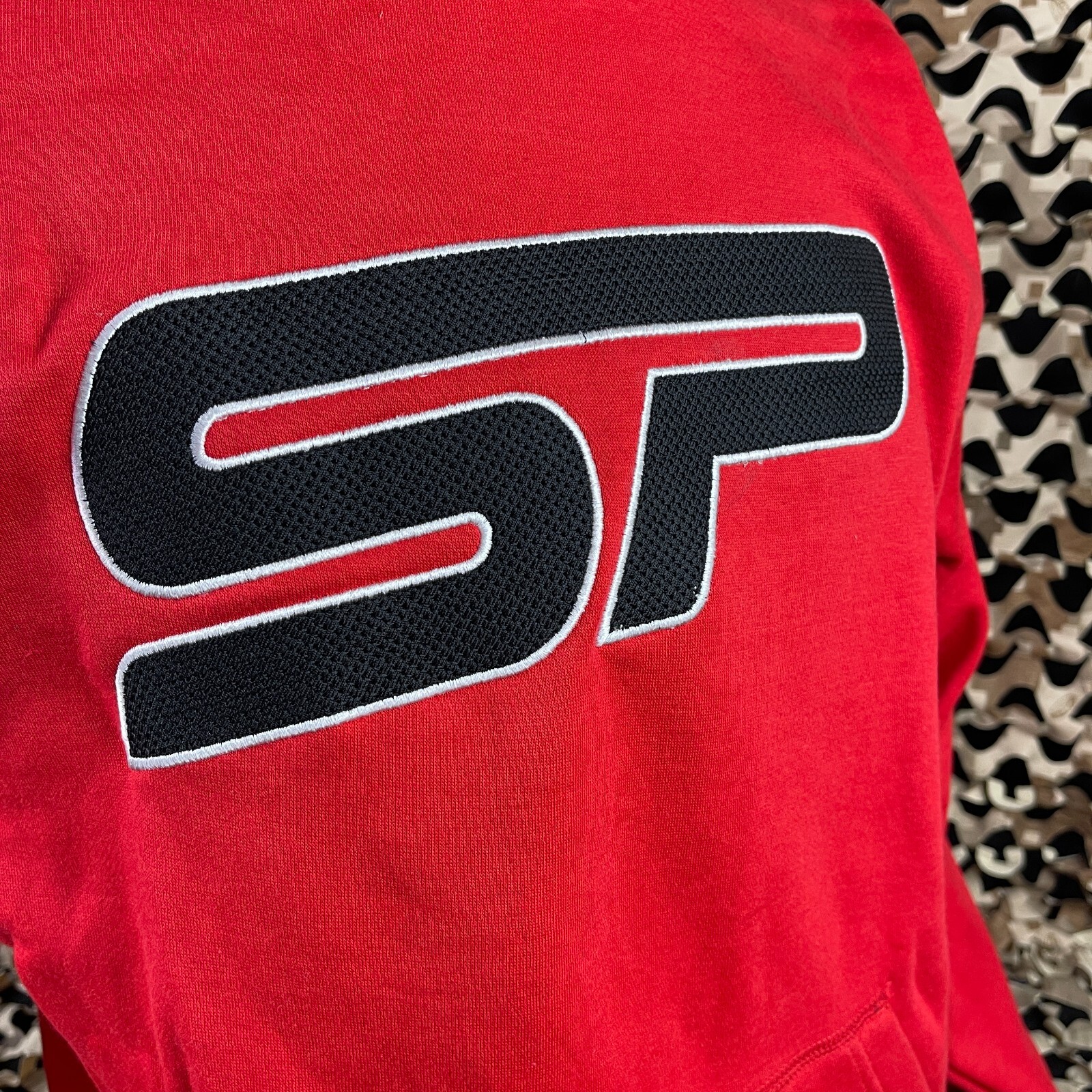 NEW SP Logo Pull Over Hooded Sweatshirt - Red - Large