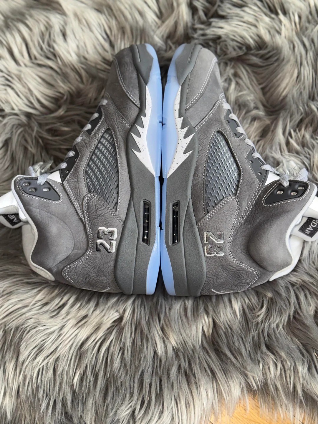 Air Jordan 5 Retro Wolf Grey 2026 DD0587-002 Men's Basketball Sneakers