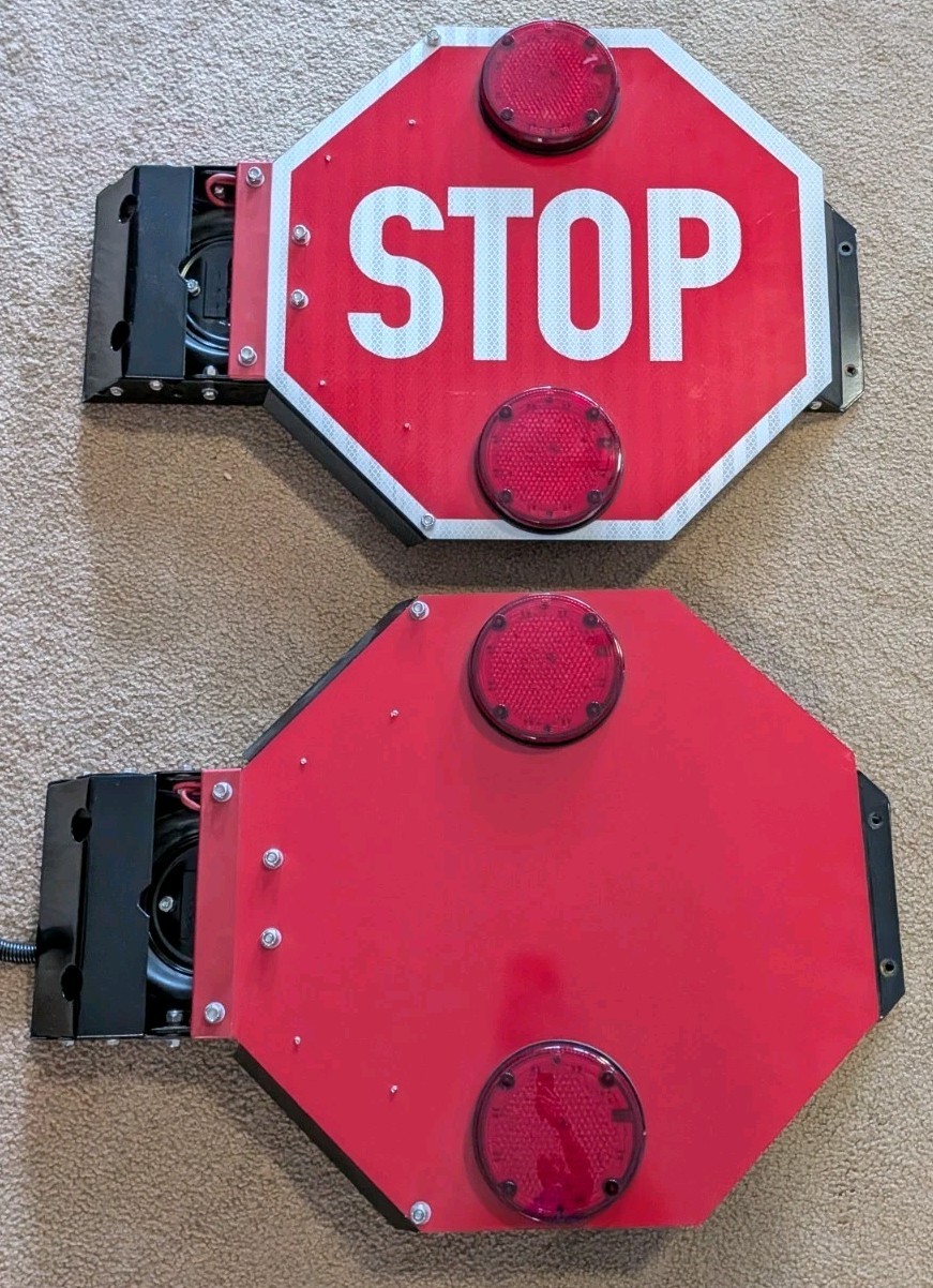 Safefleet 2024 Stop Arms with Strobing LED Lights Front And Rear Pair School Bus