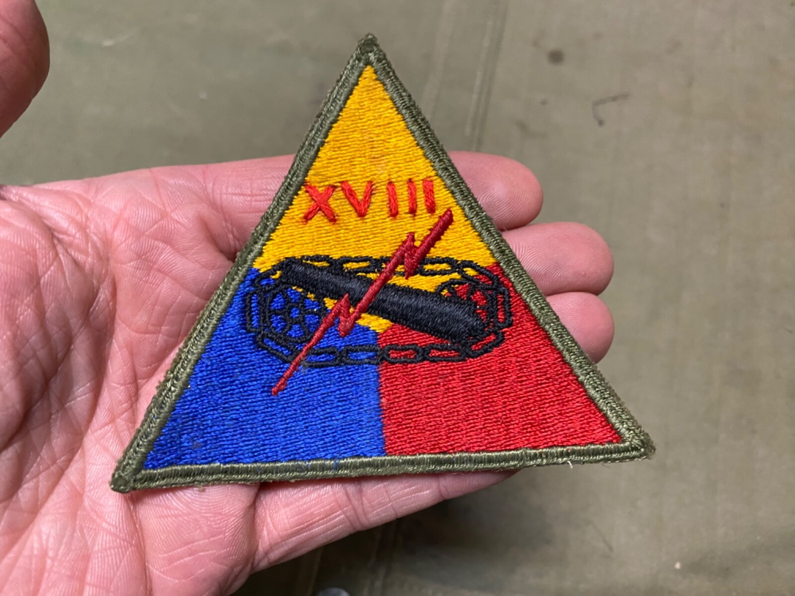 ORIGINAL WWII US ARMY XVIII ARMORED TANK CORPS JACKET SLEEVE INSIGNIA PATCH