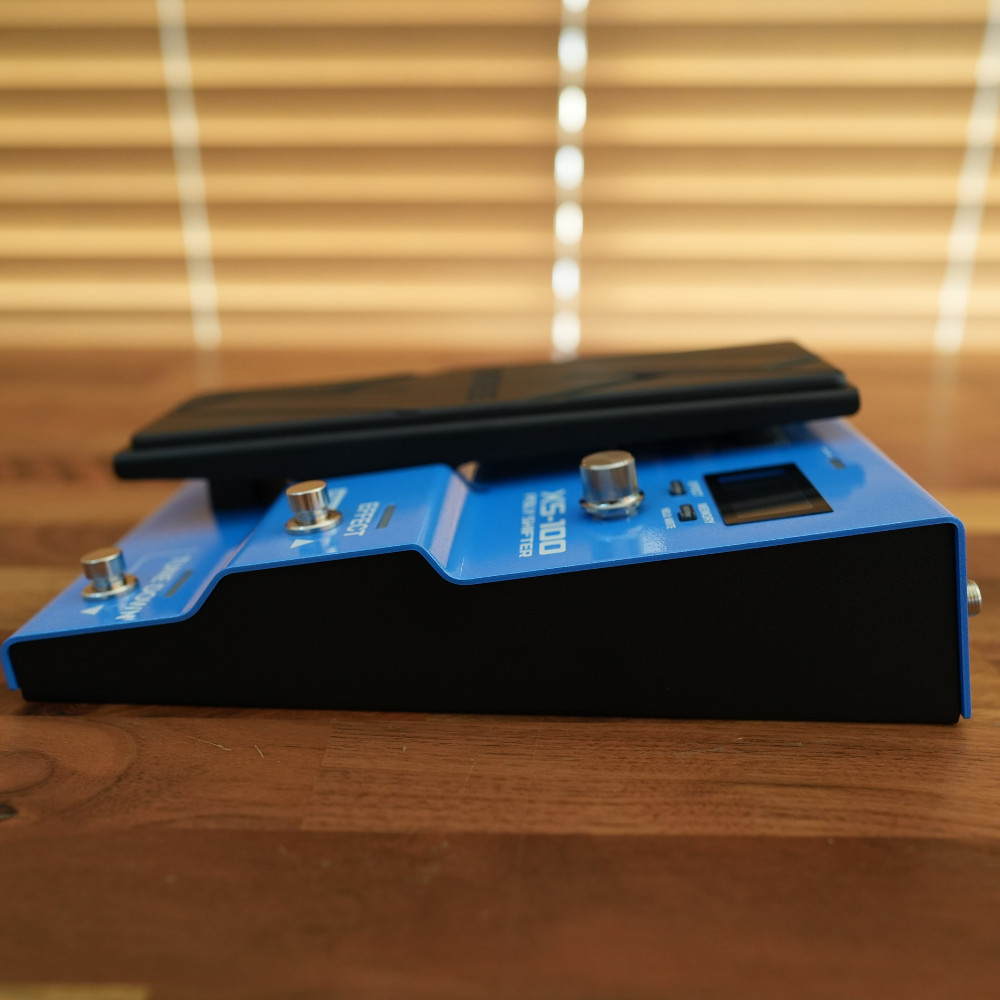 BOSS XS-100 POLY SHIFTER Guitar Effects Pedal
