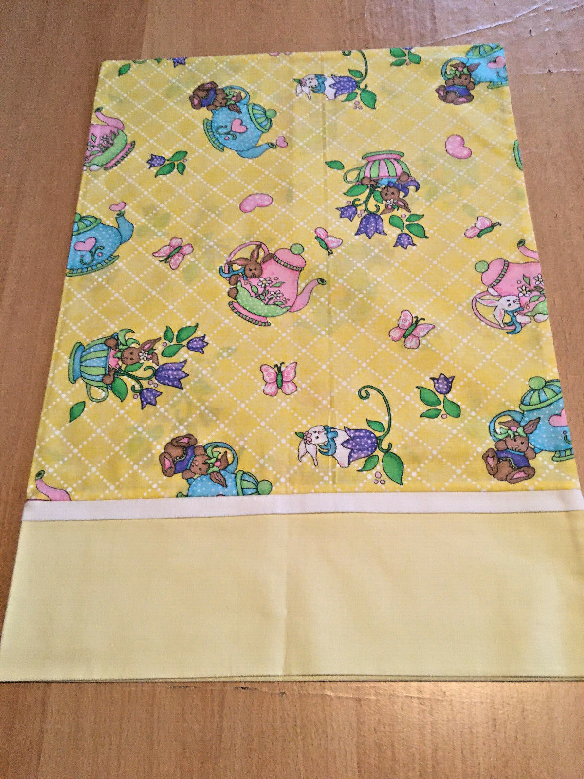 HANDMADE  EASTER BUNNIES  FLOWER POTS FULL / STANDARD SIZE SIZE PILLOWCASE