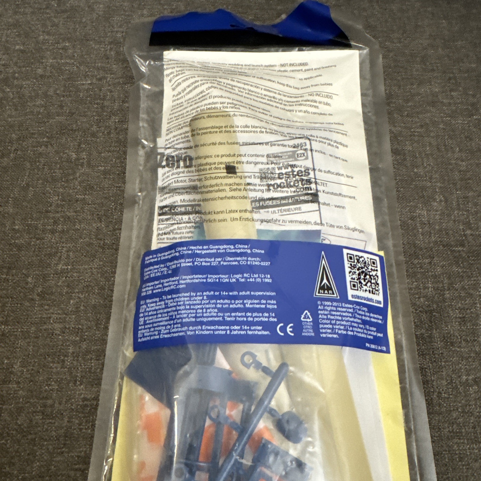 Estes Dark Zero High Altitude Rocket Flying Model Rocket Kit 2013 New