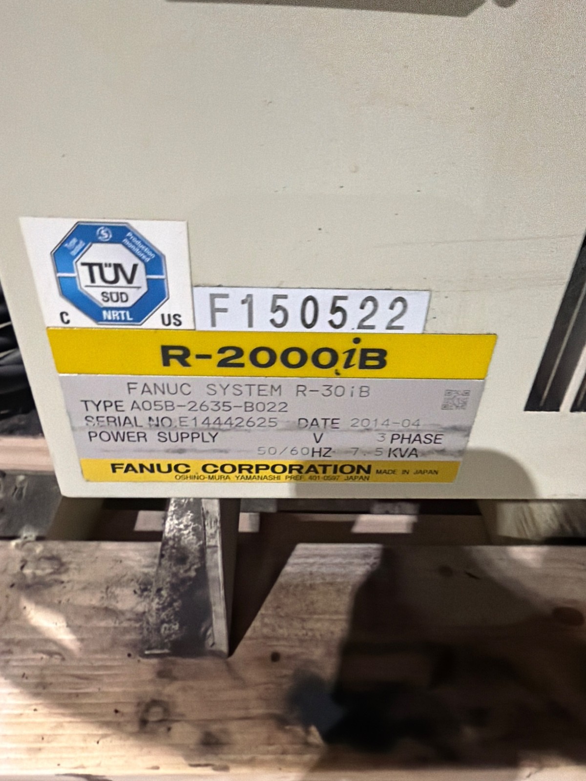 FANUC R‑2000iB/210F Complete w/ R‑30iB Controller USED