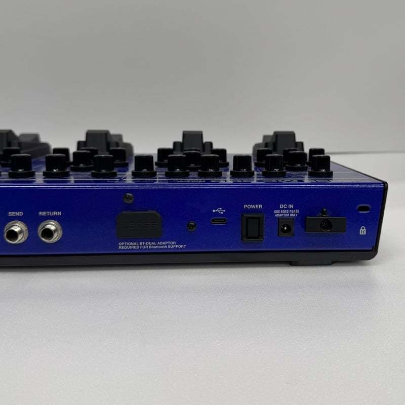 BOSS ME-90B Bass Multi Effects Pedal Compact Knob Control Used