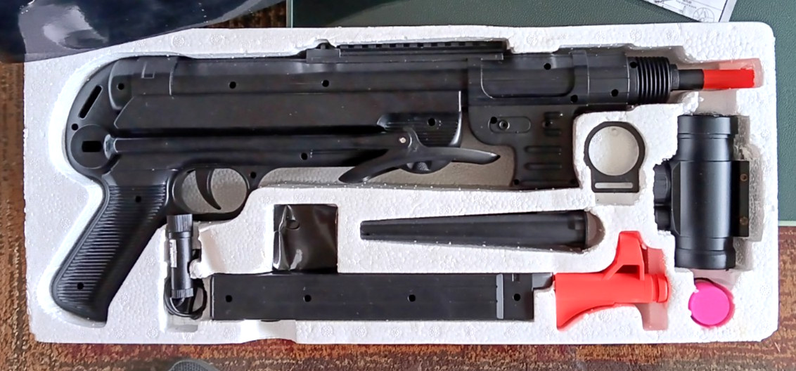 DOUBLE EAGLE M40 AIRSOFT RIFLE GUN With Lazer Sight - CFB - A131 With 6mm BBs