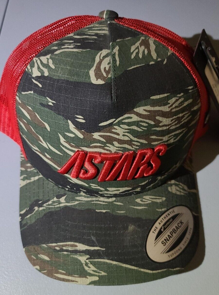 AlpineStars 2501-3621 1211810196930OS Tropic Hat Military/Red New with Tags