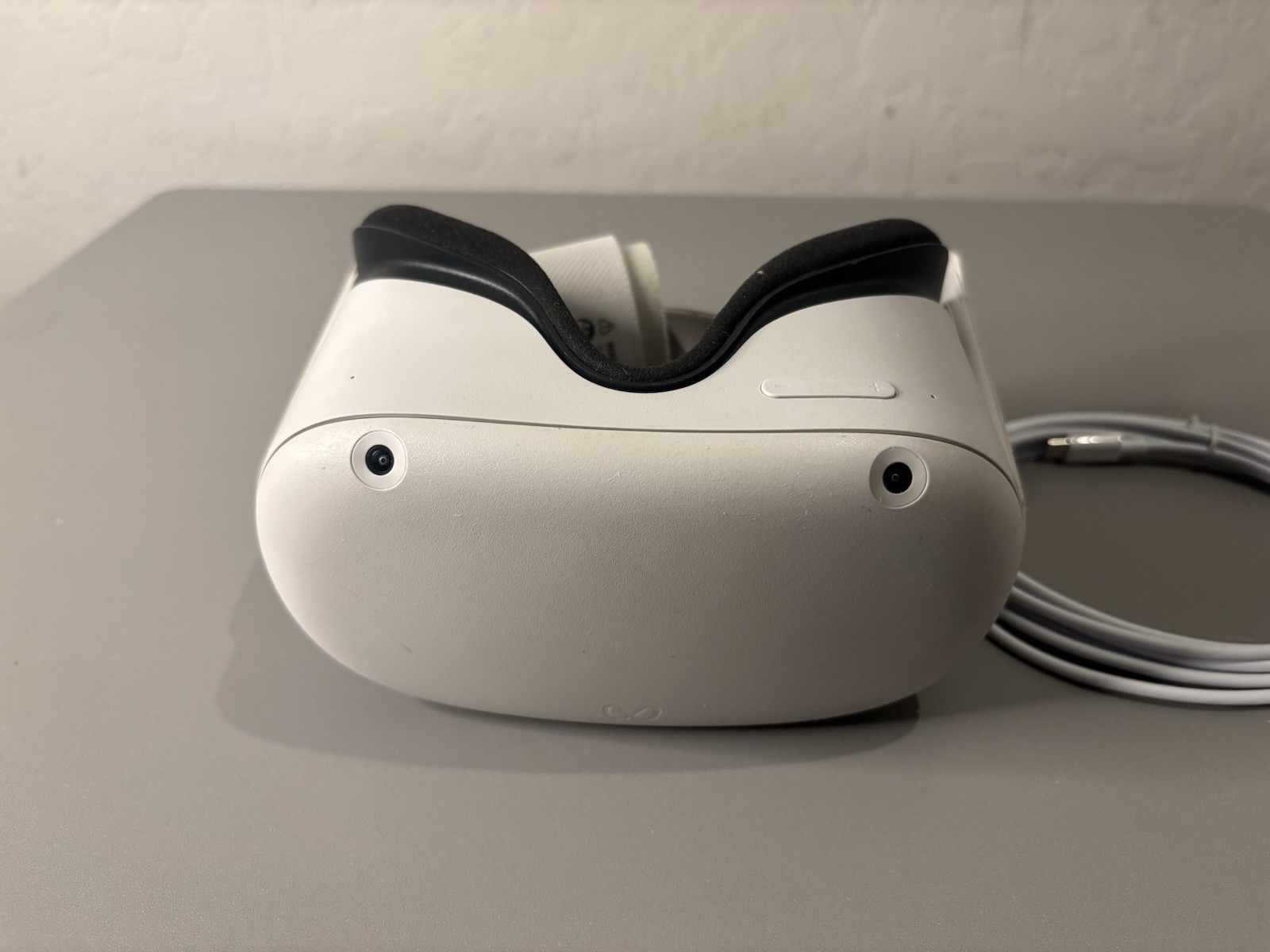 Meta Oculus Quest 2 VR Headset Only 128GB with Charging Cable