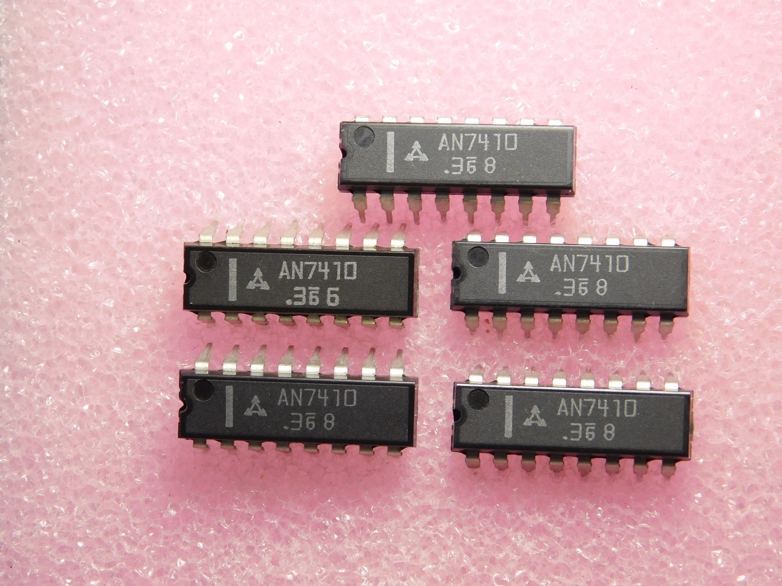 AN7410 / IC / DIP / 2 PIECES (qzty)