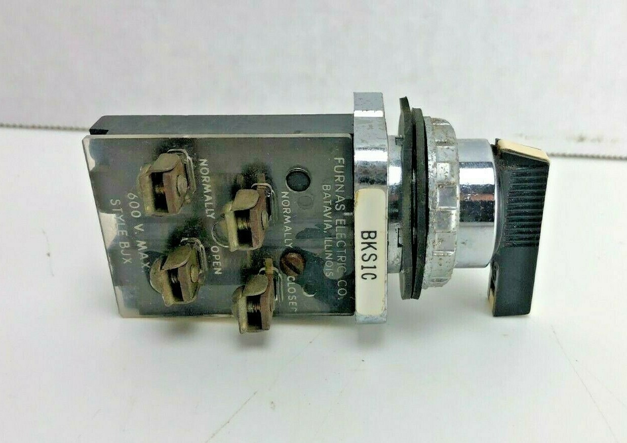 FURNAS / SIEMENS BKS1C, 3 Position Selector Switch with Contact!