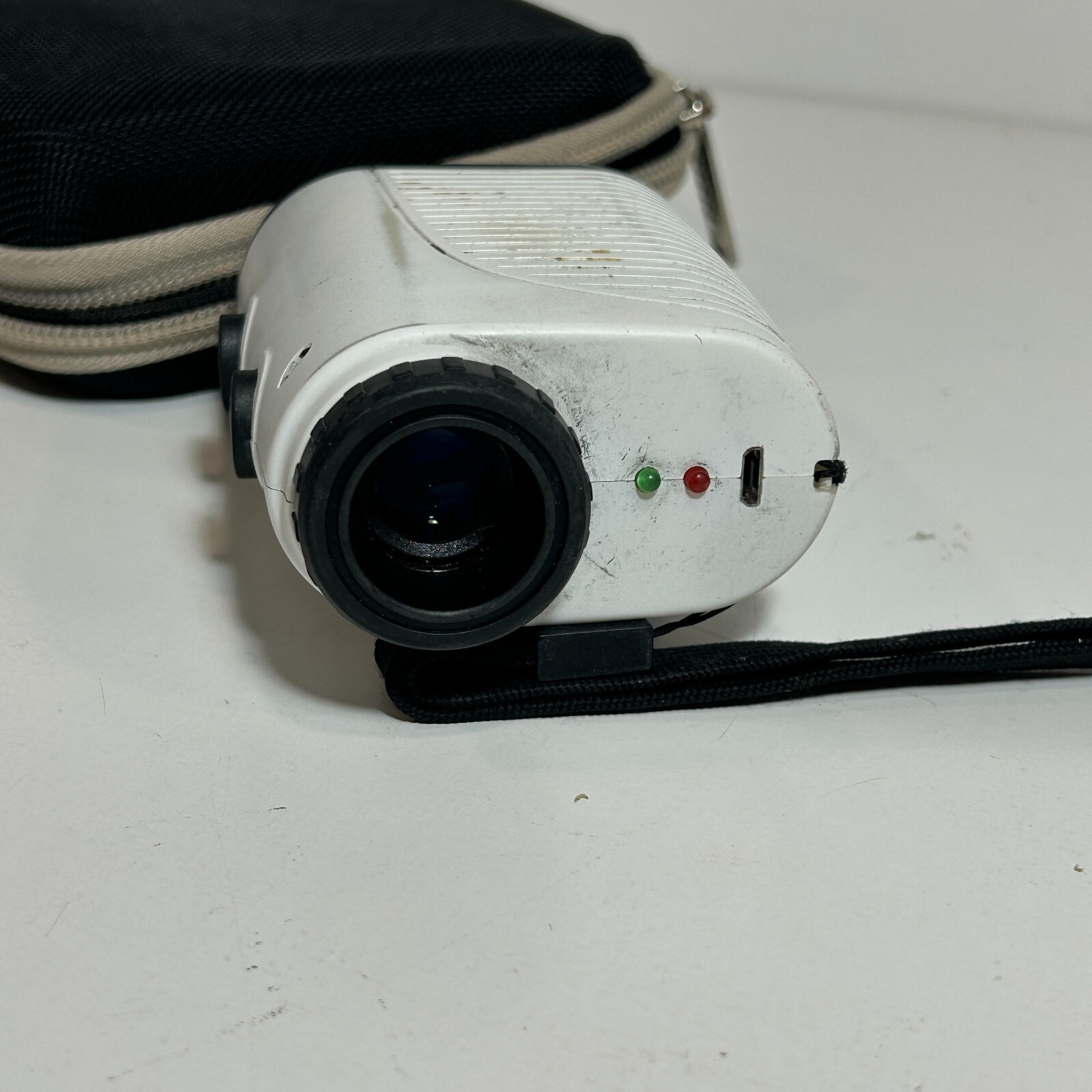 Rangefinder 1200 Yards, Saybien Range Finder  Model SS-1200 W. Case (e223)