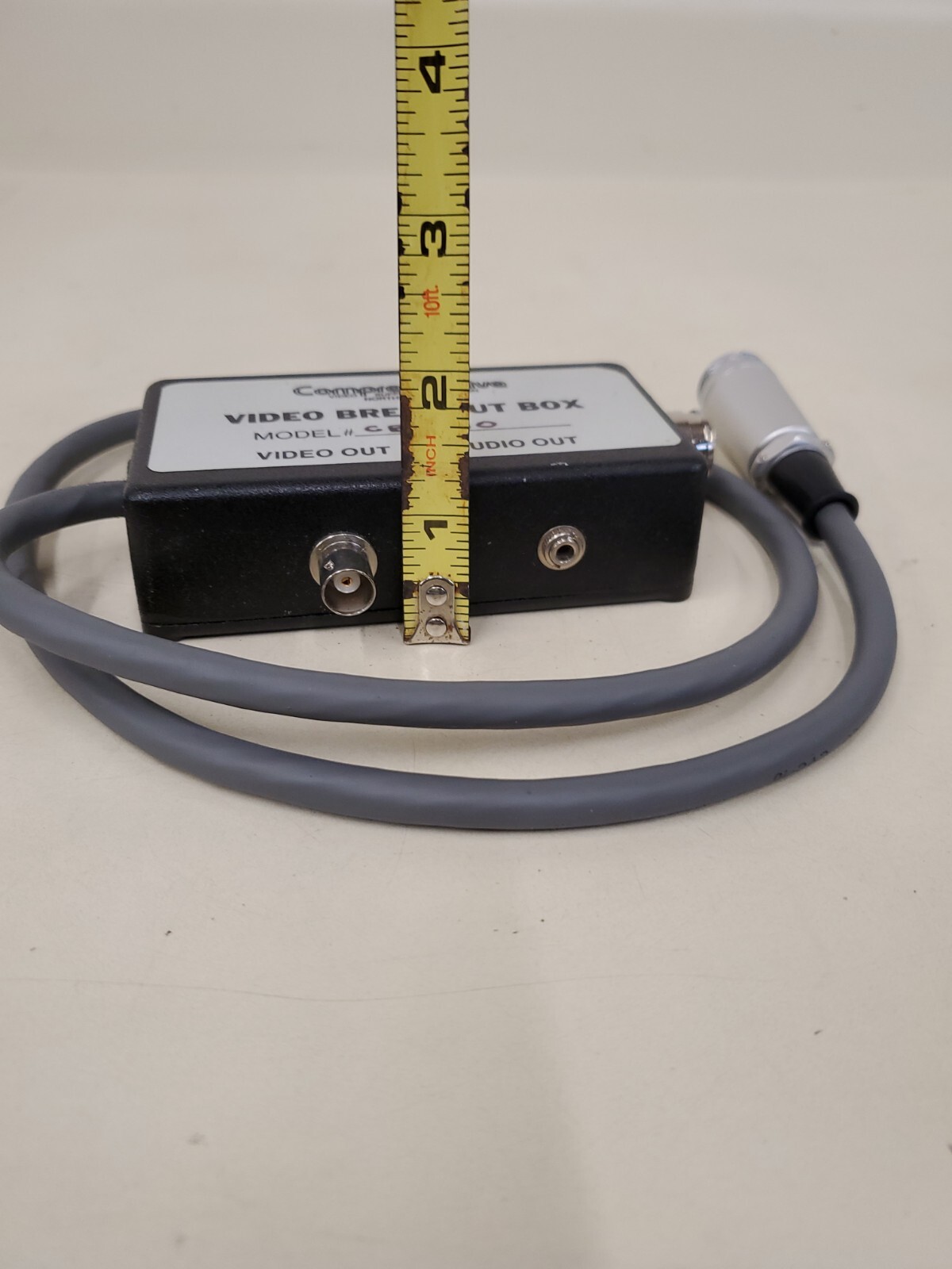 Comprehensive Video Breakout Box Model CBB-10. GE1