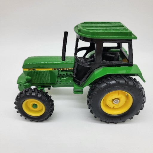 John Deer ERTL Tractors 3140 2510 3 Sizes