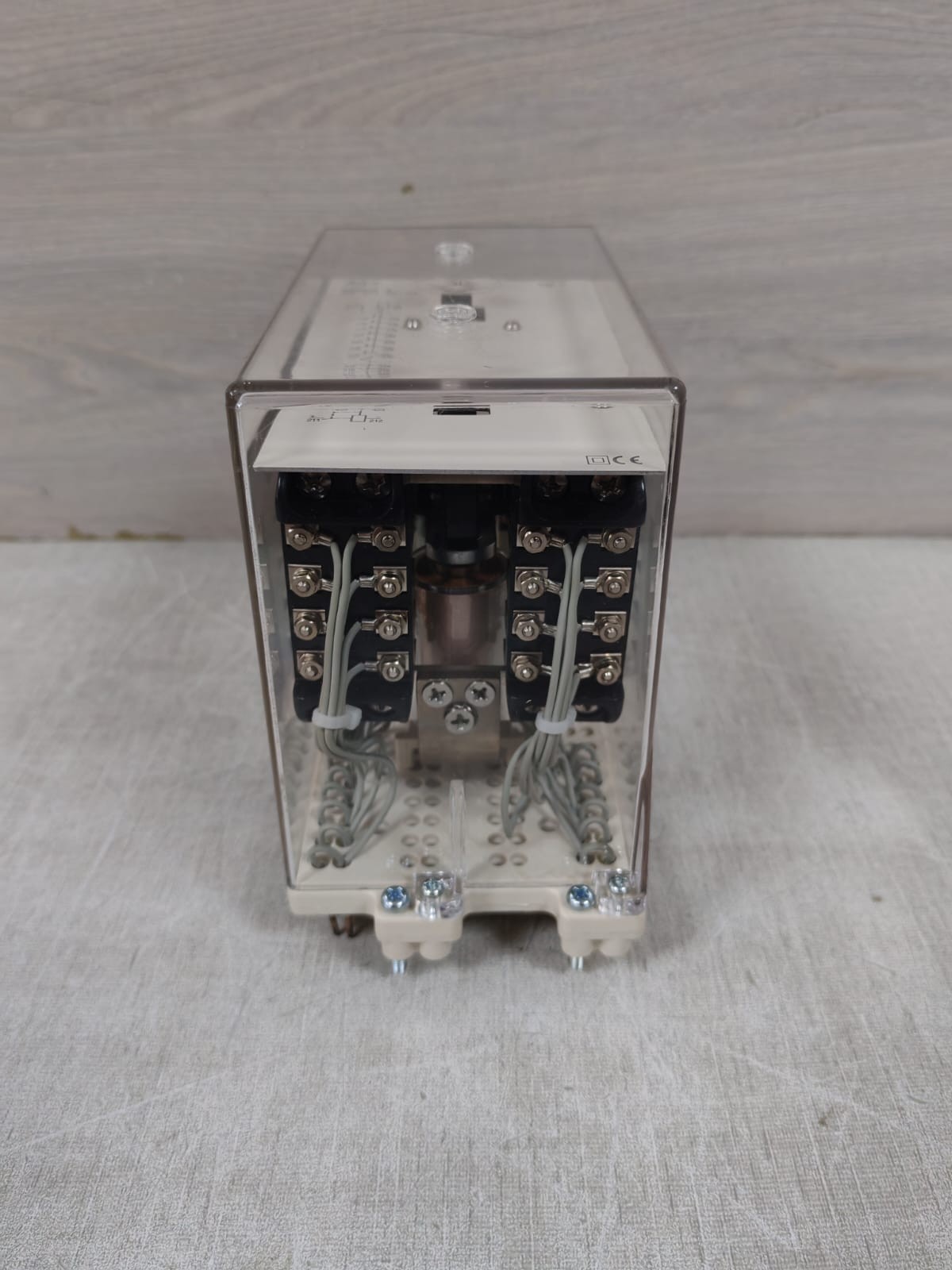 ABB RXMVB 4 RK 251 401-AP RELAY 125V