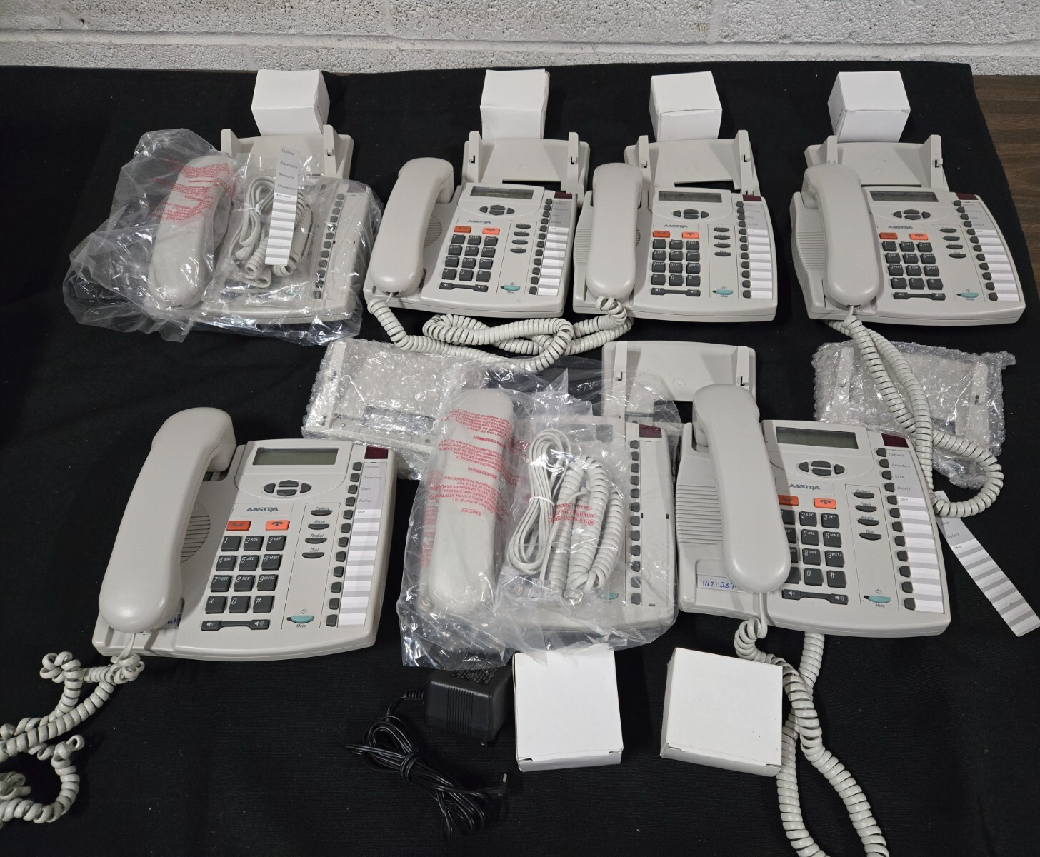 Aastra 9116 White Single Line Caller ID Desk Phone A1259-0000-12-05 - Lot of 7