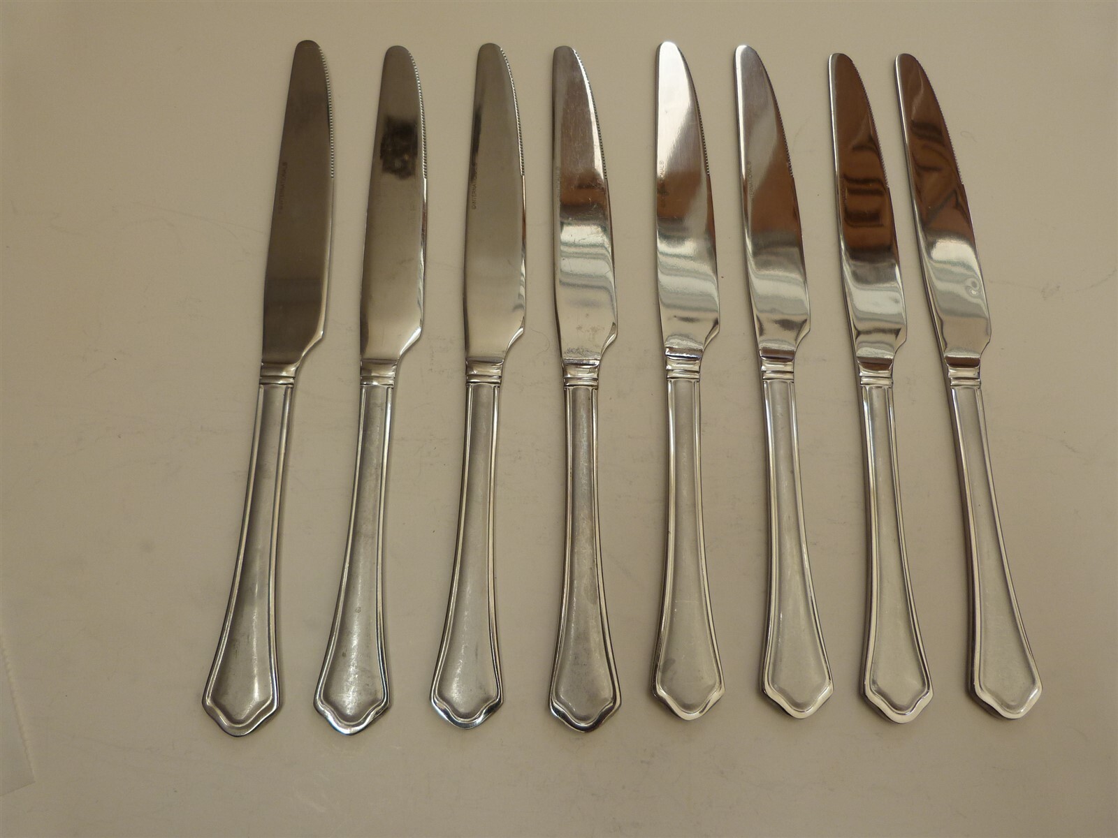 8 CAPRI FROST Stainless Steel International DINNER KNIVES 9.5"