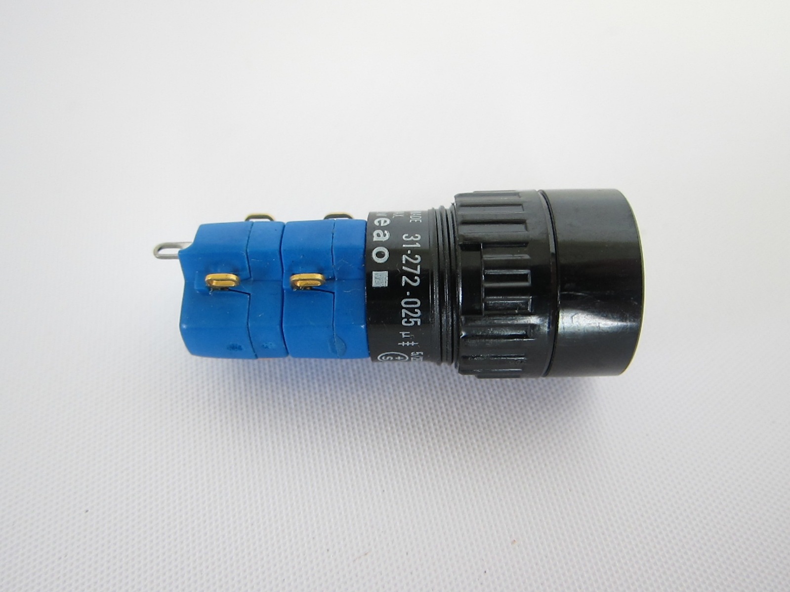 New EAO 31-272-025 31272025 Round Push Button Switch  