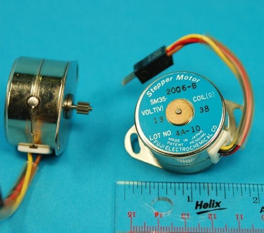 FUJI ELECTRIC - SM35-2006B Motor, Stepper, 13VDC, 38 Ohm, Reversible 4 Wire.