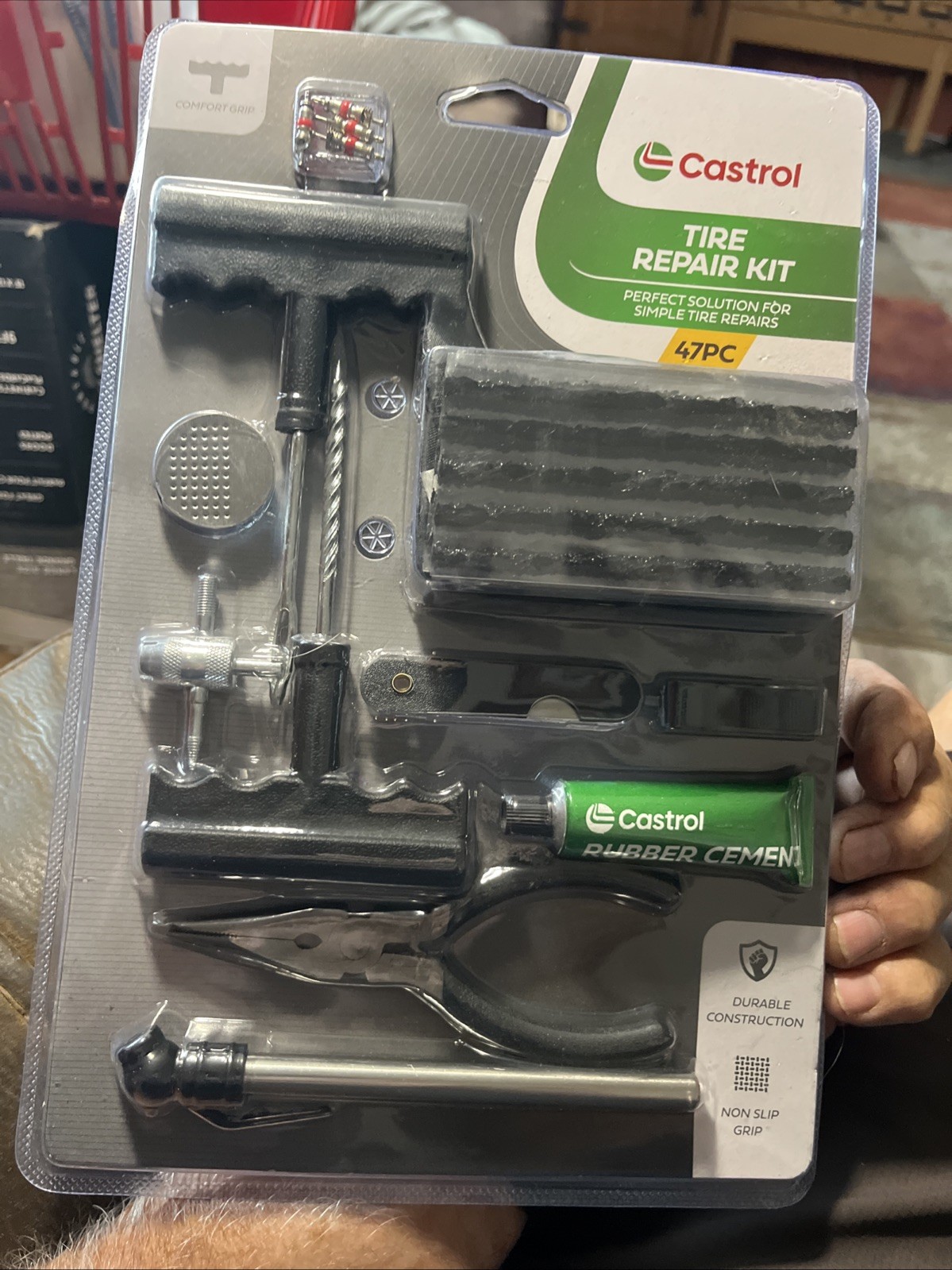 CASTROL OIL 47 PC. AUTO TIRE WHEEL REPAIR KIT #CL-TK03