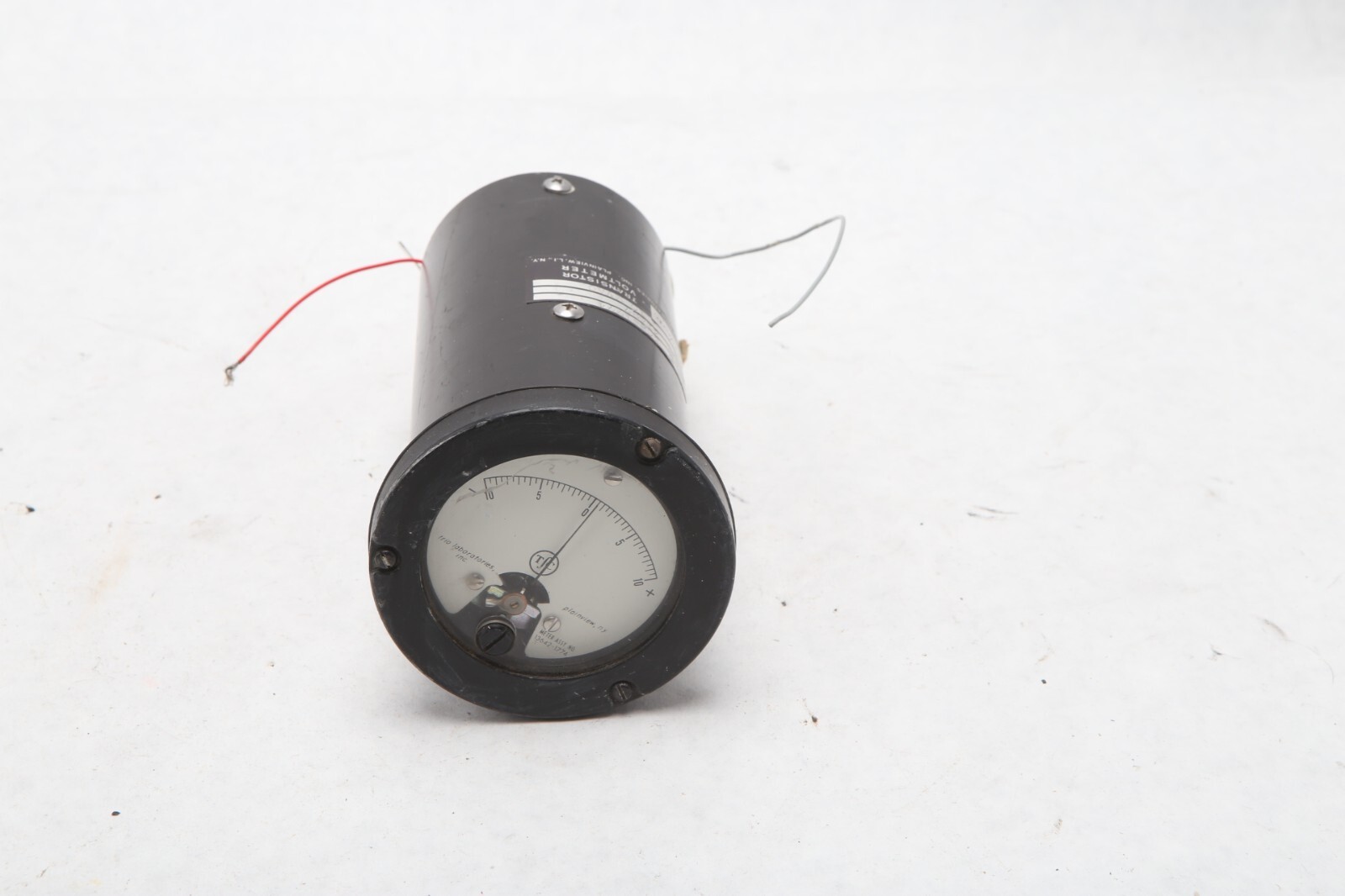 Trio Laboratories Transistor Voltmeter Model No. 302-1771 - Black - O61