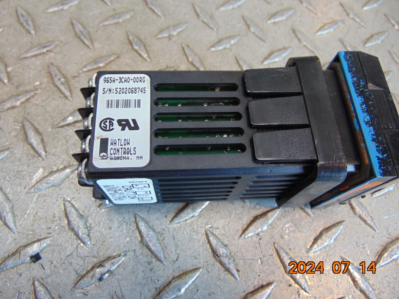 Watlow 965A-3CA0-00RG Temperature Controller - See Description