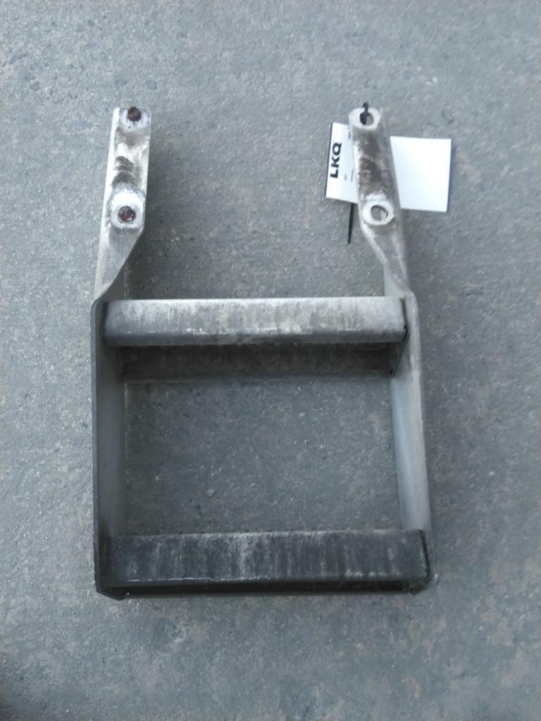 Replaces 2013 PETERBILT 386 FRAME STEP , MD