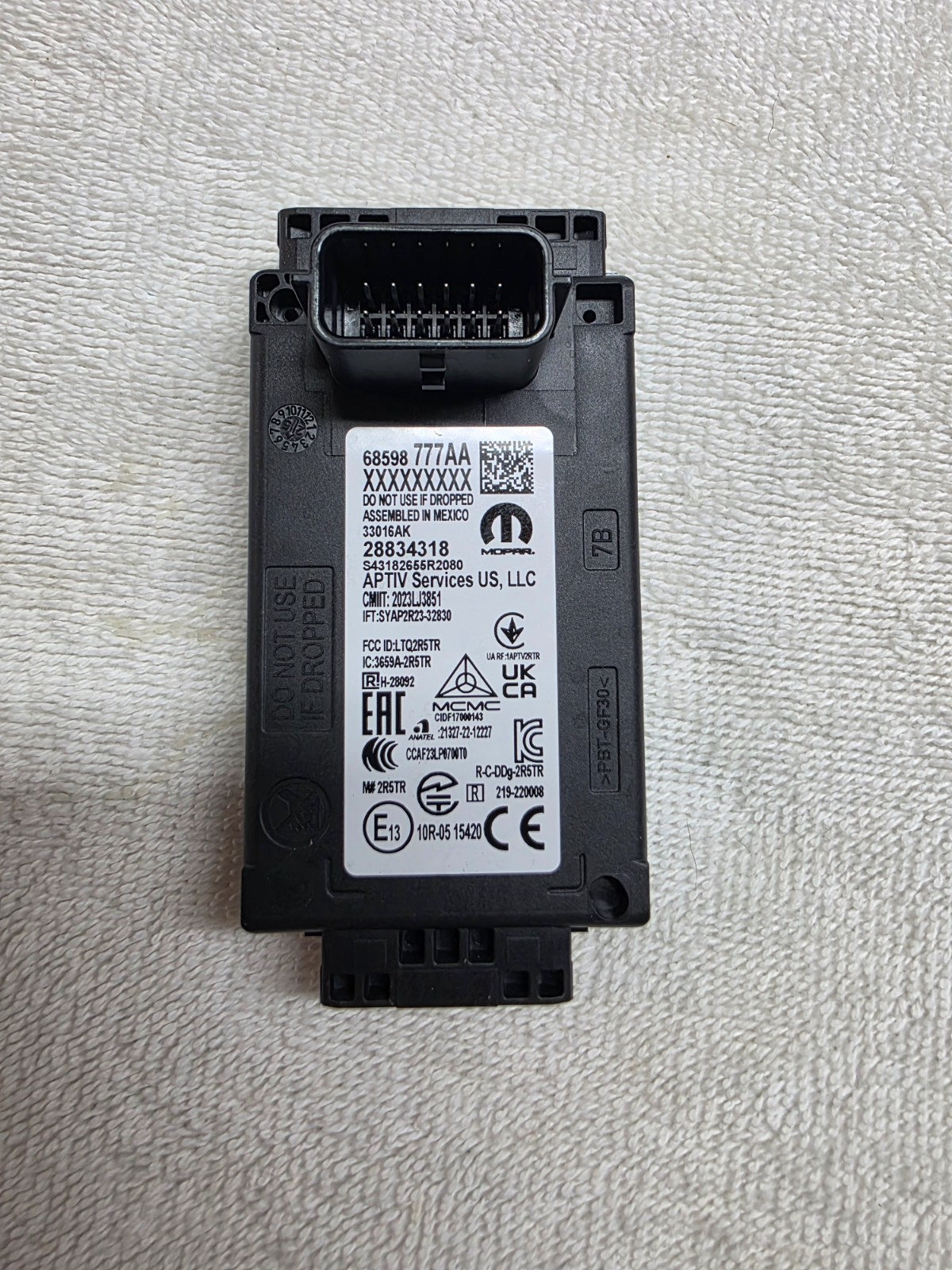 New Genuine Mopar Blind Spot Monitor Detection Sensor Radar Module 68598777AA