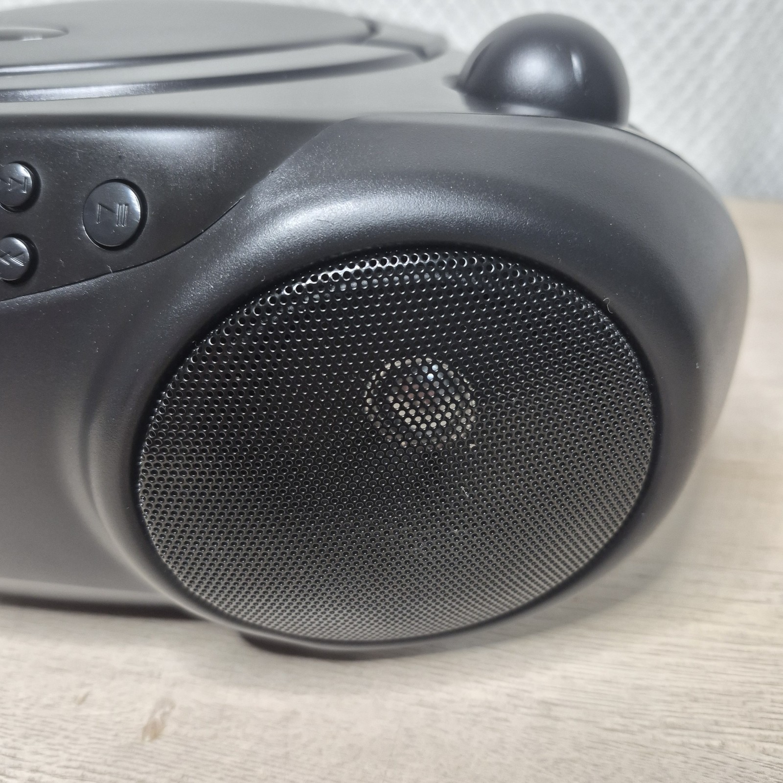 GPX Portable CD/ Radio Boom Box. Tested