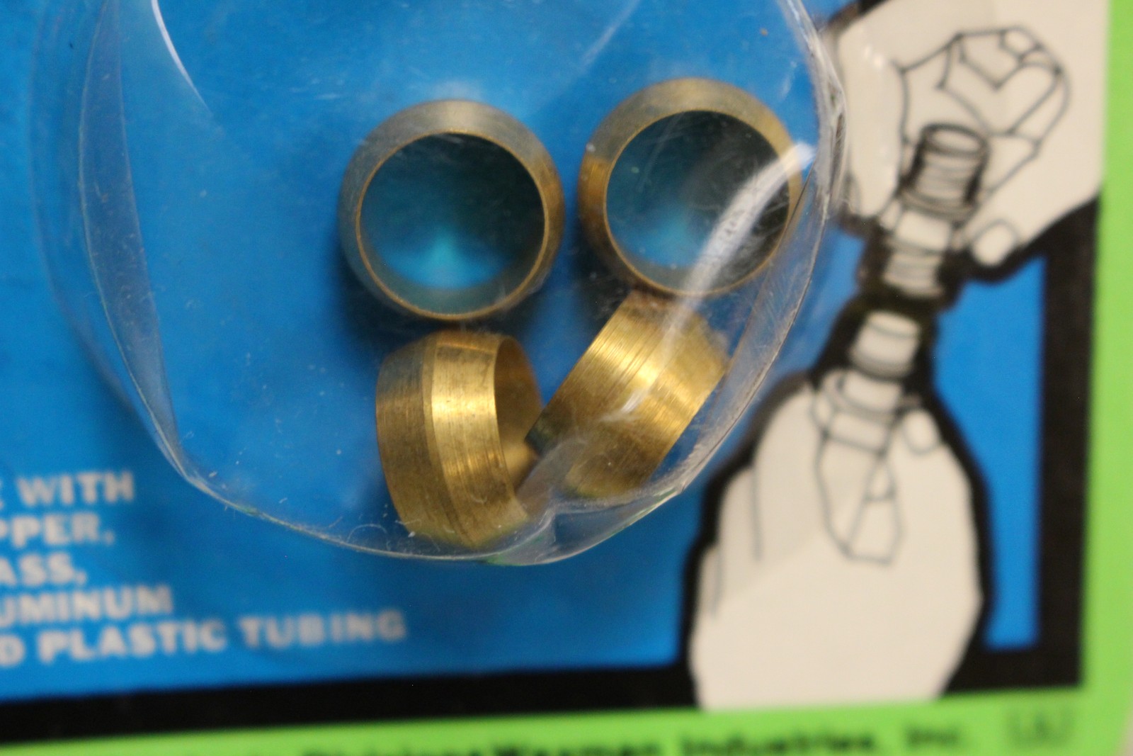 Plumbcraft 3/8" Solid Brass Compression Fitting - 73-484 - New