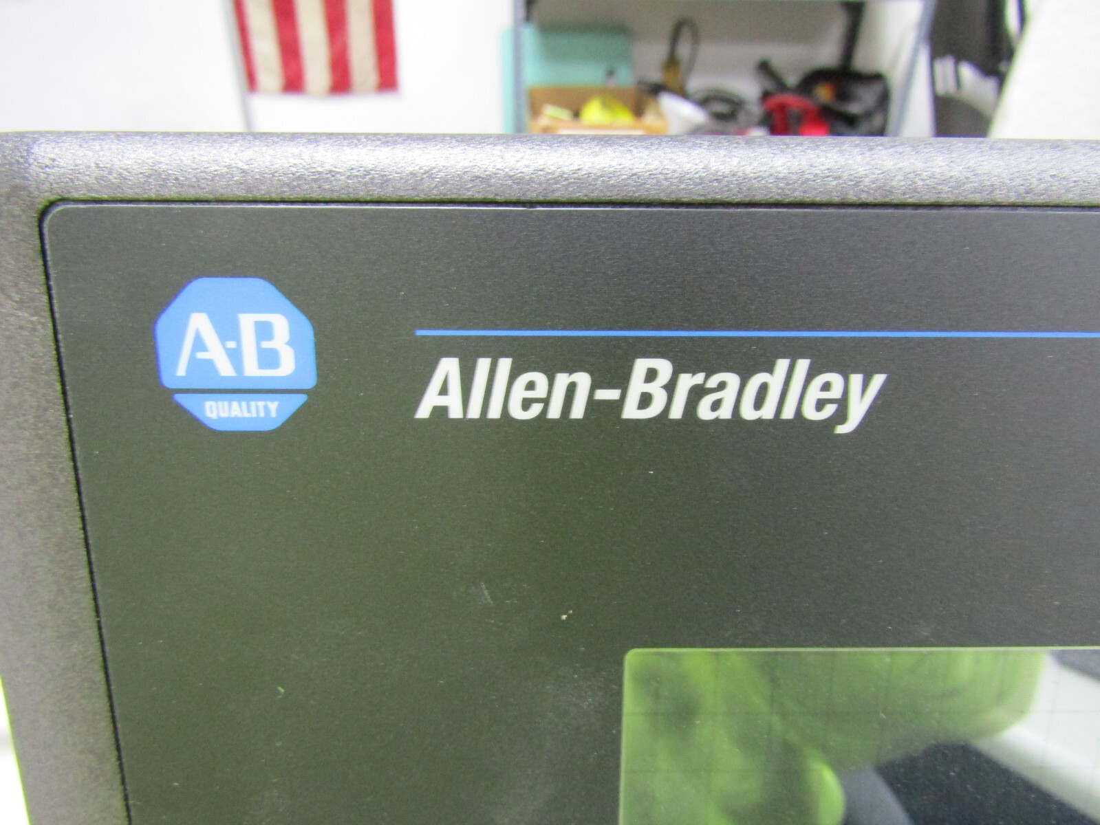 😎 ALLEN BRADLEY 2711-T9C1 TOUCHSCREEN PANELVIEW 900 100/240 VAC SERIES C